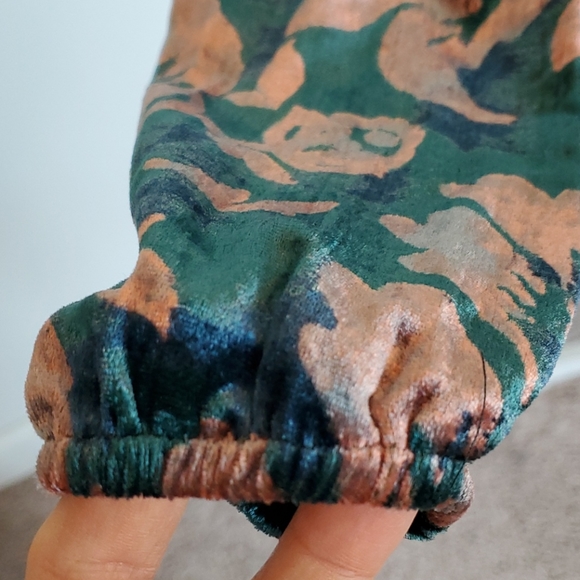 NWT Anthropologie Faustine Velvet Peasant Blouse - Picture 11 of 16